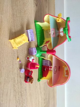Casita Hello Kitty Hongo