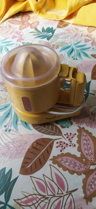 Exprimidor Moulinex Citraplus 600 Amarillo