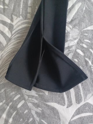 Pantalón flare Bershka negro