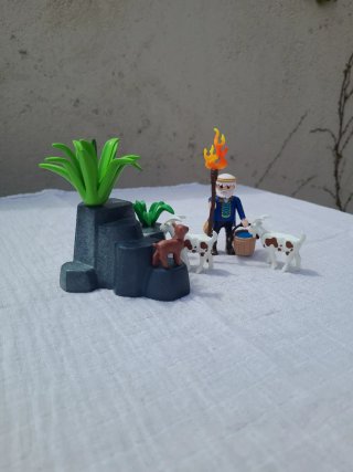 Lote 50. Playmobil Cabrero