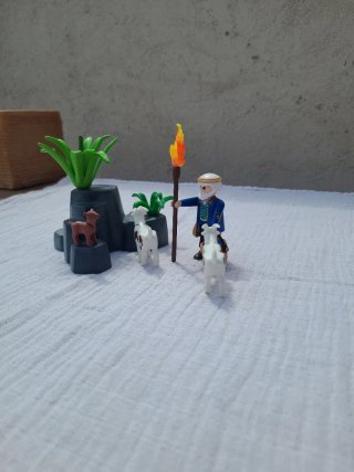 Lote 50. Playmobil Cabrero