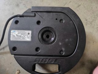Subwoofer y altavoces bose