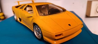 Lamborghini diablo,coche a escala 1/18