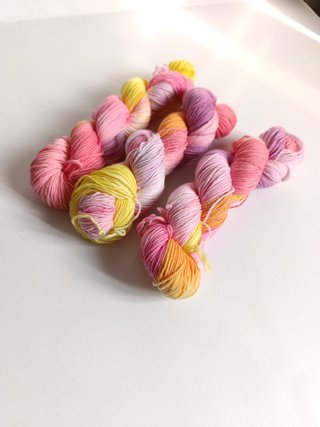 Filato Merino Artistico Giallo Rosa Lilla