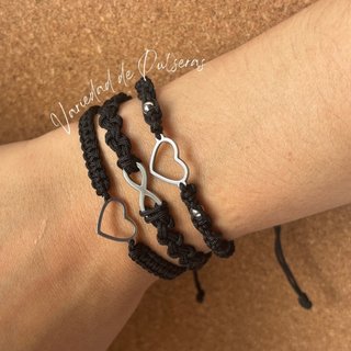 Pulseras tejidas Nuali corazón e infinito
