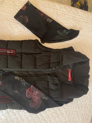Chaqueta Desigual Talla 13-14 Manga Desmontable