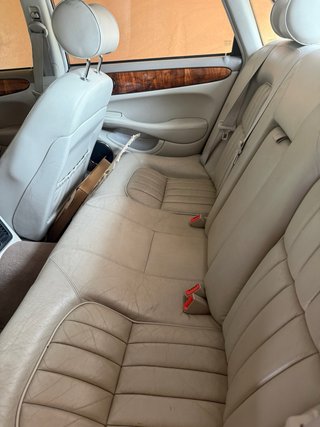 Jaguar XJ 2000