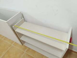 Mueble cabecero estantería blanco