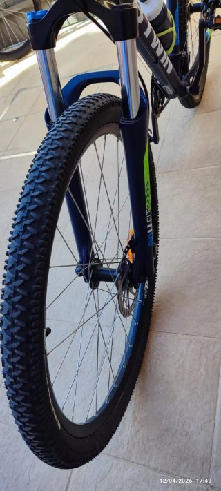 Bicicleta B'TWIN Azul y Verde