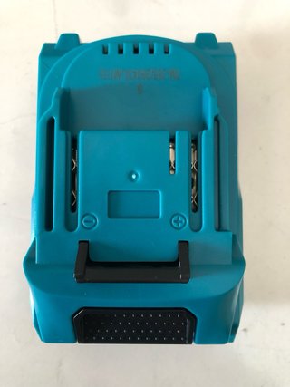 2 batterie Makota 48V con indicatore