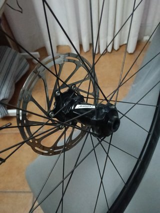 Ruedas Vittoria Elusión Carbono 42T