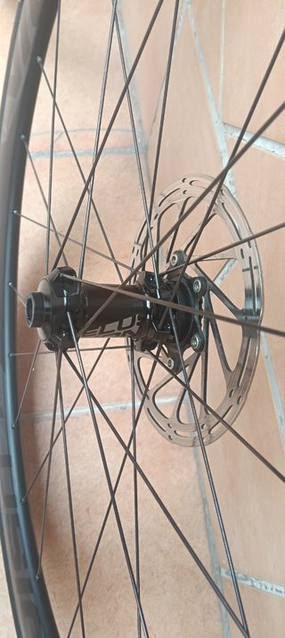 Ruedas Vittoria Elusión Carbono 42T