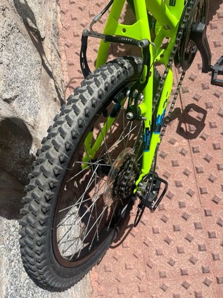 Bicicleta Rockrider ST 500 Verde de 6 a 10 años
