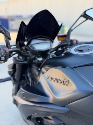 KAWASAKI Z1000 - BLACK EDITION - IMPECABLE
