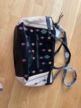 Bolso Desigual Negro y Beige Bordado