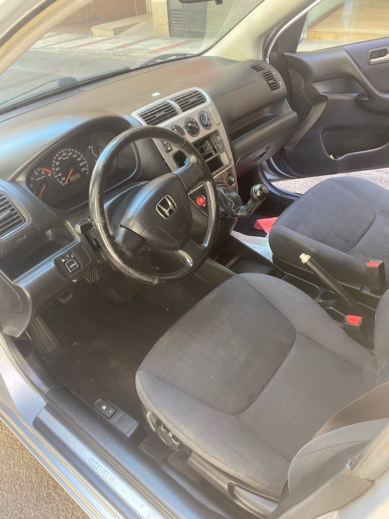 Honda Civic 2003 - foto 1