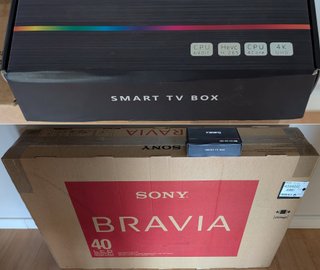 TV SONY KDL-40W4000 (80€) + Android TV Box (+20€)