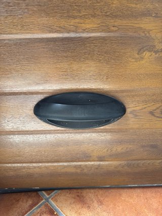 Puerta de garaje automática con motor