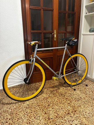 Bicicleta Fixie Amarilla y Gris