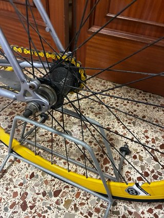 Bicicleta Fixie Amarilla y Gris