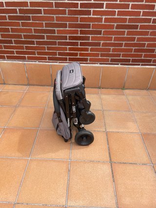 Silla de paseo Kikkaboo Libro gris