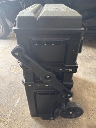 Caja de Herramientas STANLEY FAT MAX TALLER MOVIL