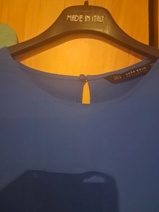 Blusa Zara azul manga acampanada Talla M