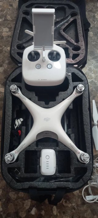 Dron DJI Phantom 4 Blanco