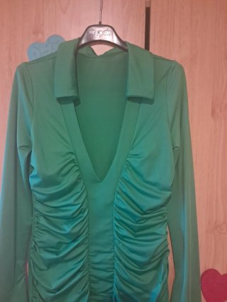 Vestido verde drapeado