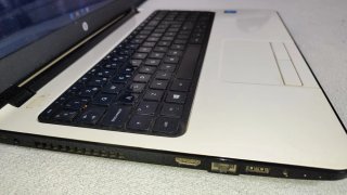 Portátil HP i7 8GB RAM Win 11 Pro + Office 2024