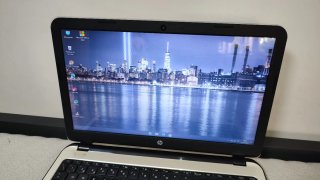 Portátil HP i7 8GB RAM Win 11 Pro + Office 2024