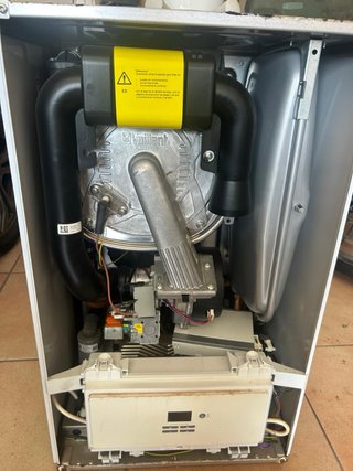 Caldaia a condensazione Vaillant ecoTEC pure VMW 236/7-2