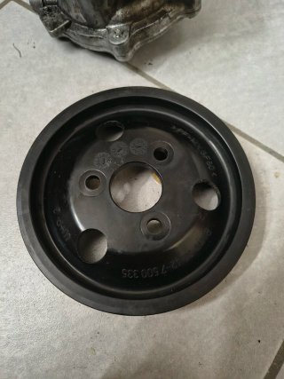 Pompa servosterzo BMW ZF 7614955107