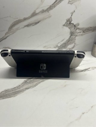 Nintendo Switch OLED Nero e Bianco
