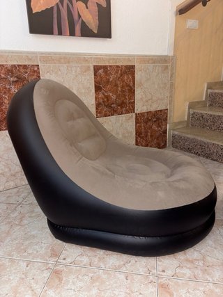 Sofá-Puff hinchable con Reposapiés