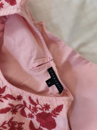 Blusa Tintoretto bordada rosa