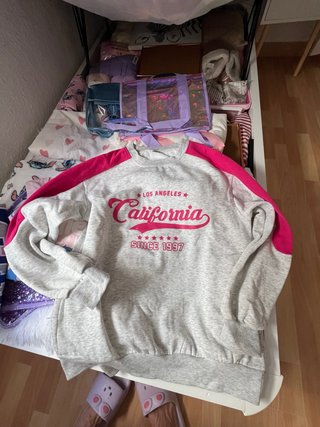 Sudadera Gris y Rosa California