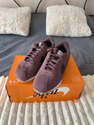Nike Cortez talla 44.5