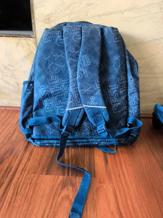 Mochila escolar con ruedas y tirador
