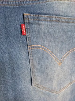 Pantalón vaquero corto Levi's talla 38