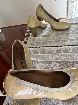 Zapatos Pitillos piel tacón beige