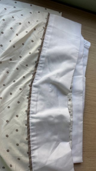 Juego de sábanas con puntos