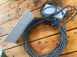 Antena y Router Starlink