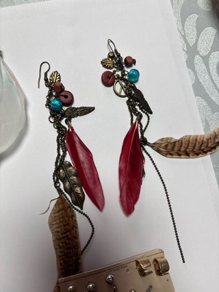 Pendientes plumas y estilo boho