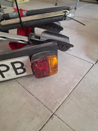 Portabicicletas para bola de remolque