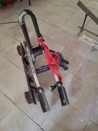 Portabicicletas para bola de remolque