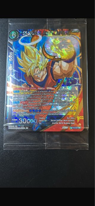 Dragonball Card Game - Son Goku BT18-037 SR