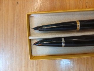 2 Plumas Parker con Caja Original