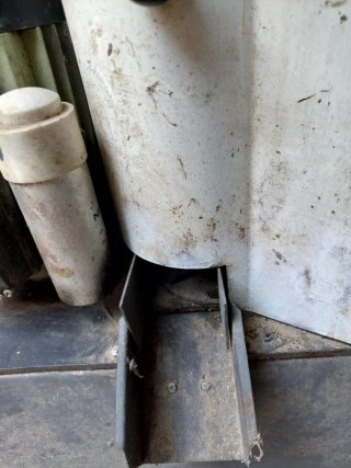 Máquina eléctrica descascarar almendras