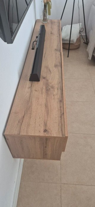 Mueble TV flotante madera y negro 180 largo